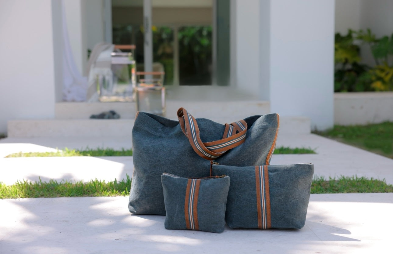 Atlas Pouches