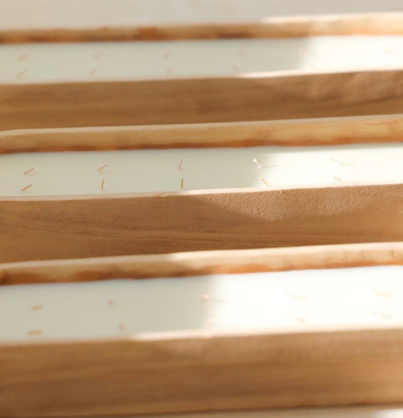 Long Wood Tray Candle